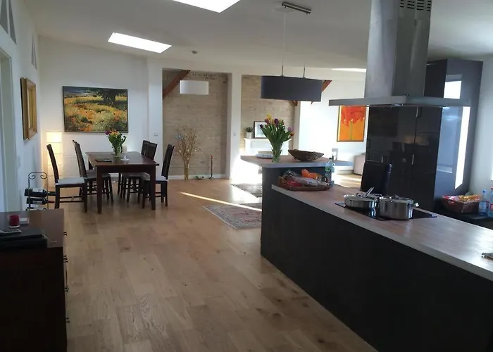 Apartment Feel At Berlin