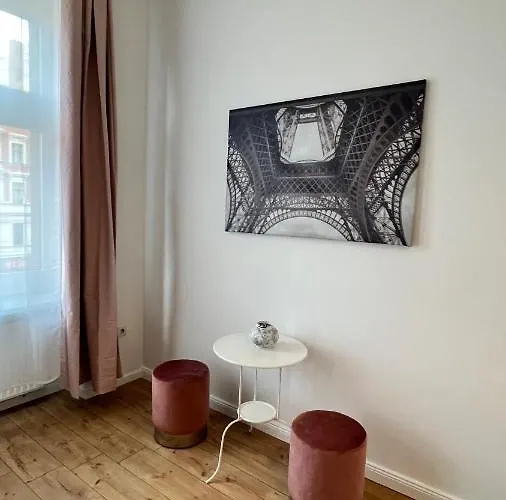 Apartment Feel At Berlin