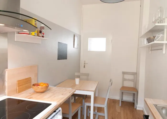 Apartment Feel At Berlin